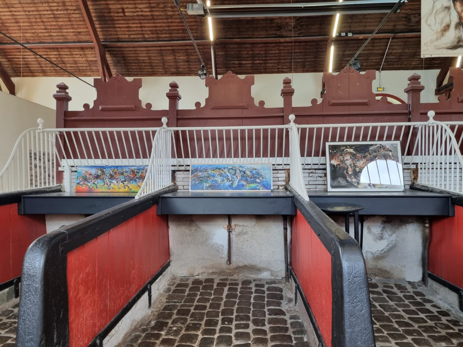 Ecurie Des Arts Expositions Au Haras National De Lamballe Bretagne